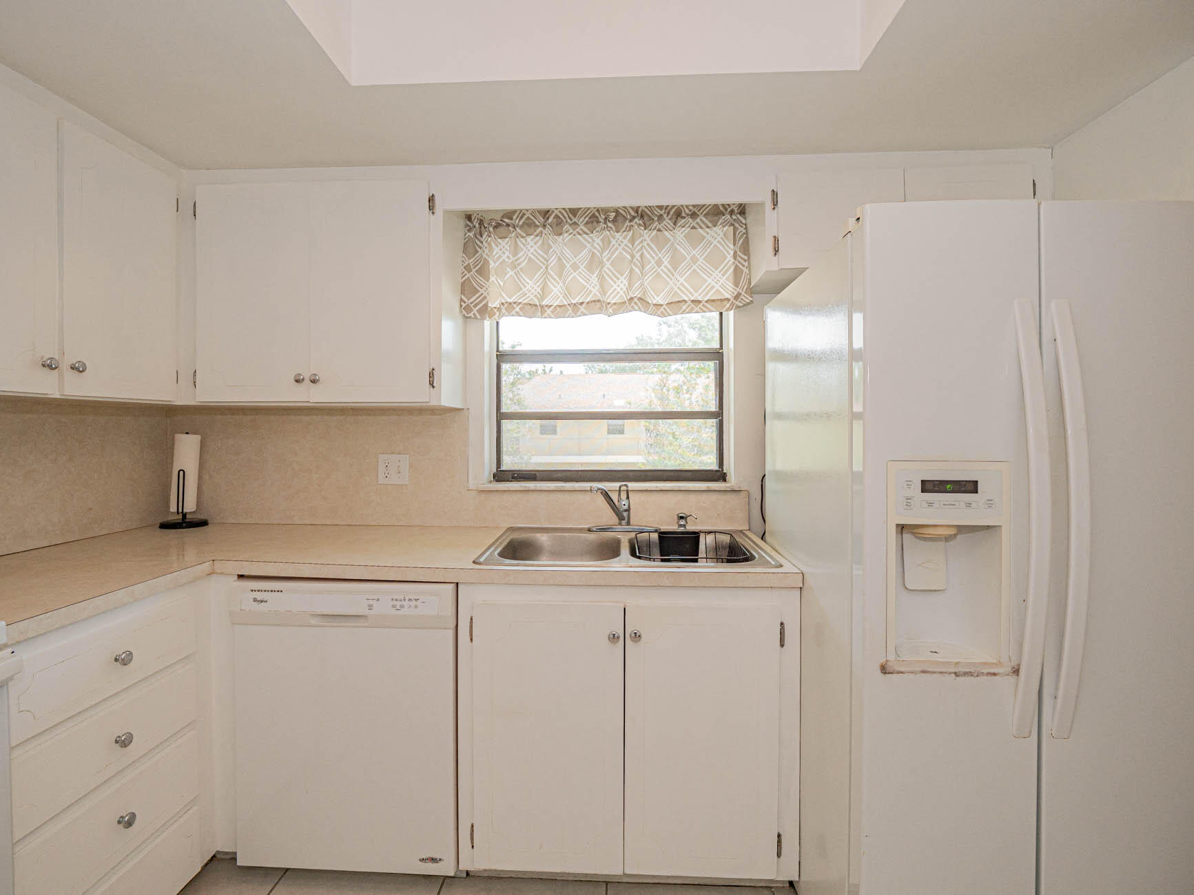 OAK PARK TERRACE UNITS 1-16 - Residential Lease