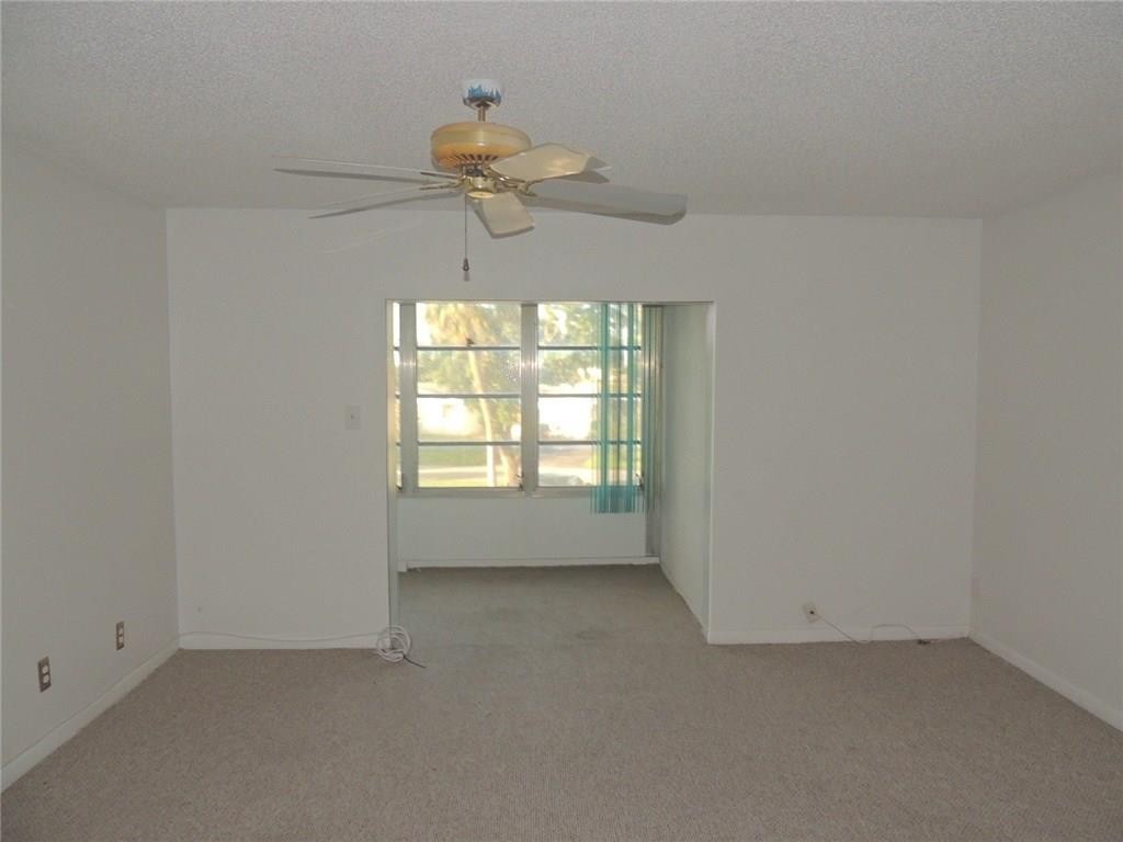 CASTLE APTS - Residential