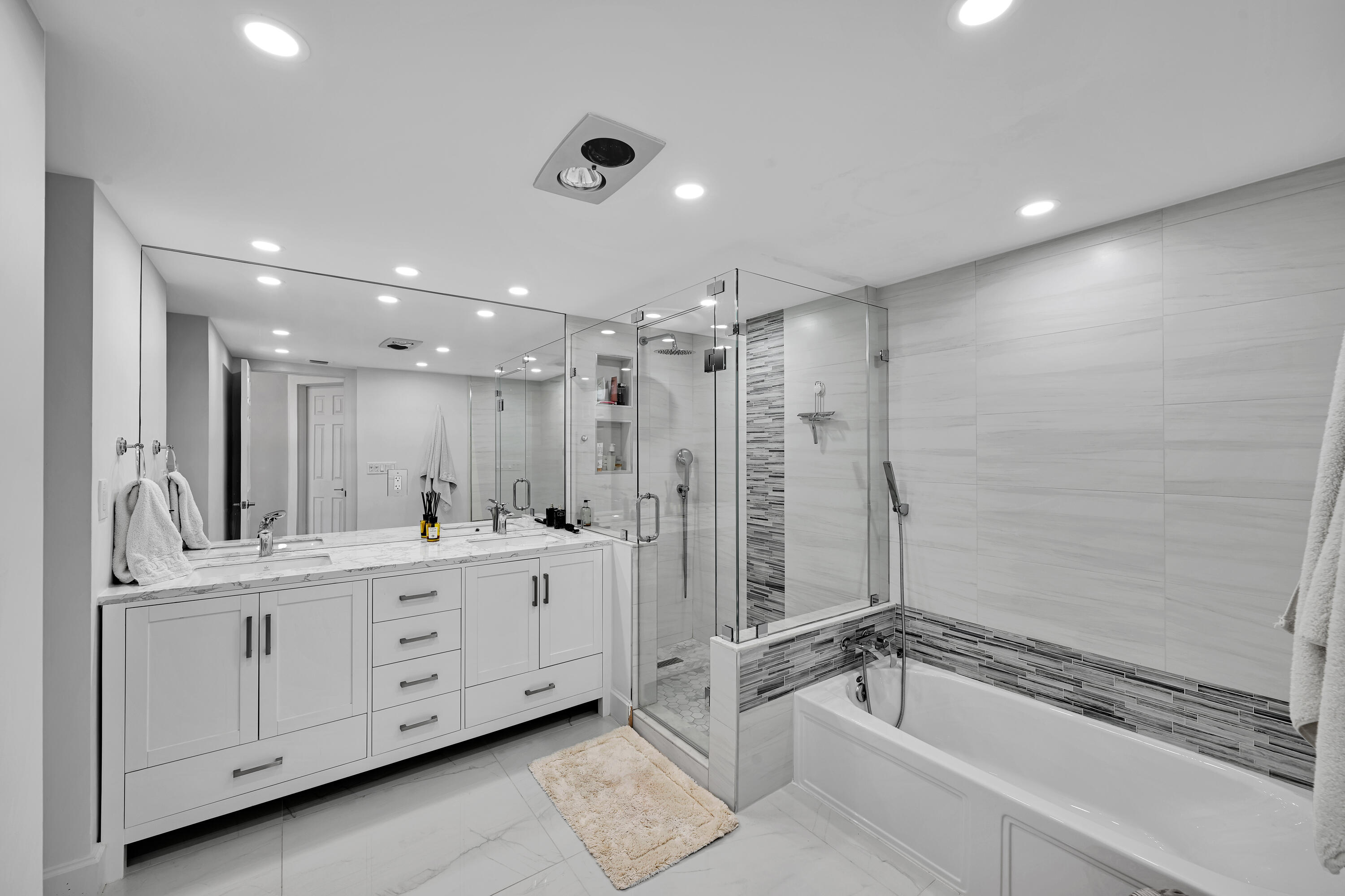 3300 S Ocean Boulevard 306n