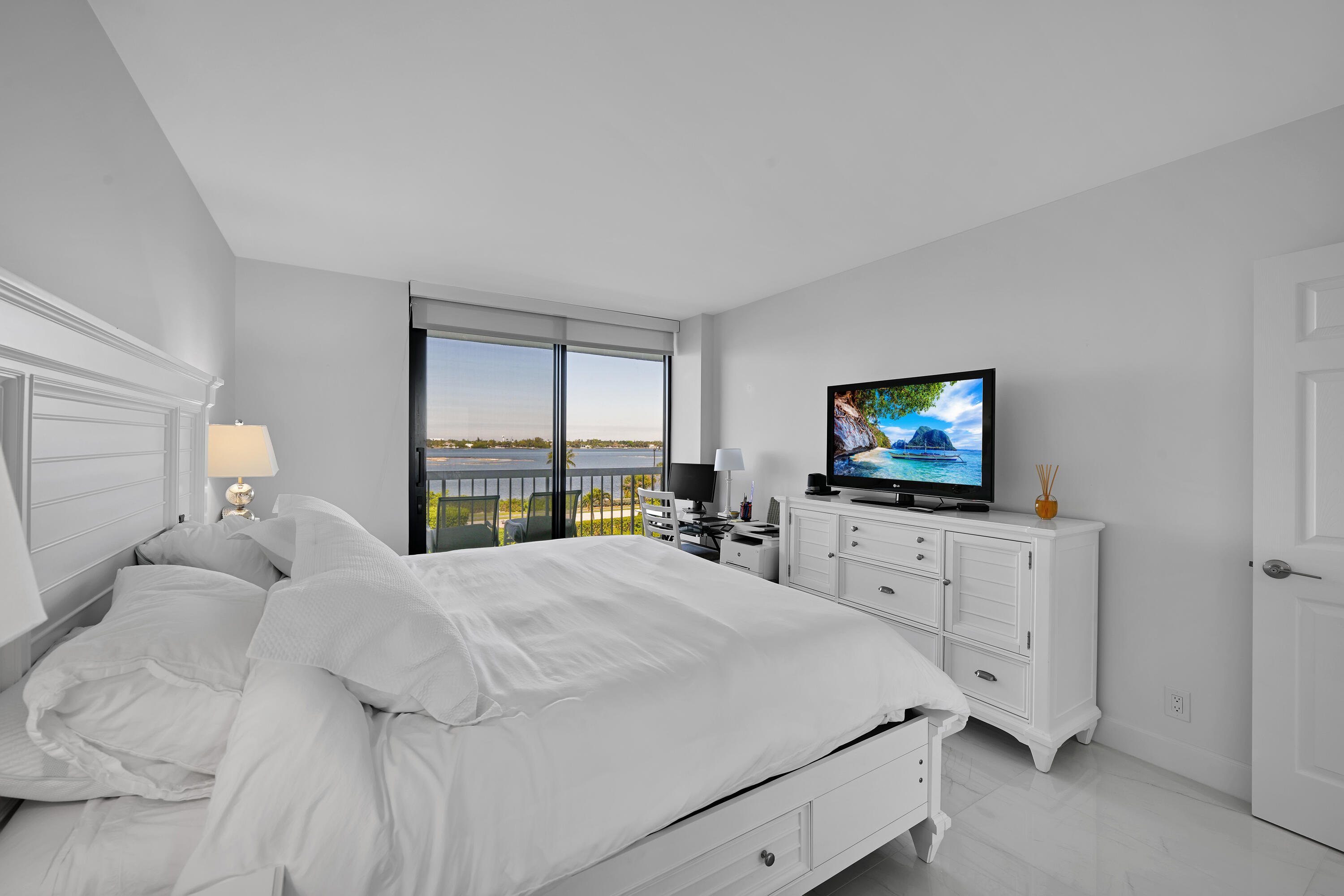 3300 S Ocean Boulevard 306n