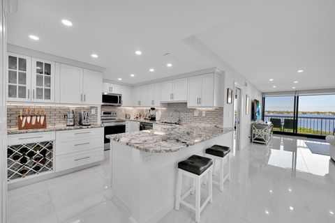 3300 S Ocean Boulevard 306n Palm Beach FL 33480