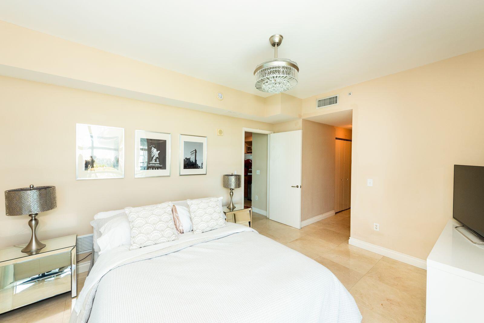 THE ATRIUM AT AVENTURA CO - Residential Lease