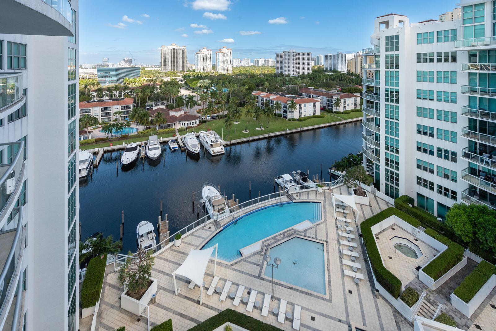 THE ATRIUM AT AVENTURA CO - Residential Lease