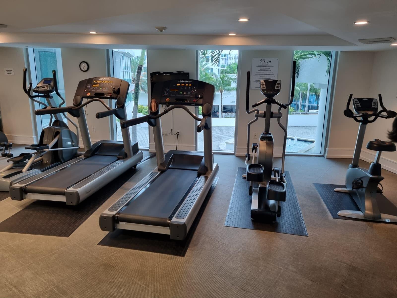 THE ATRIUM AT AVENTURA CO - Residential Lease