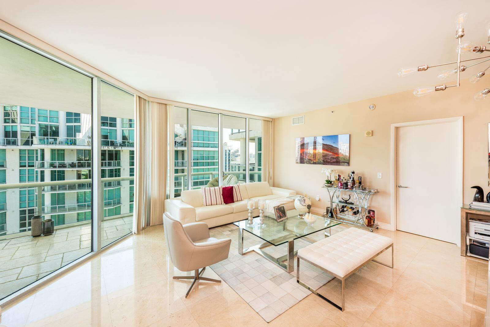 THE ATRIUM AT AVENTURA CO - Residential Lease