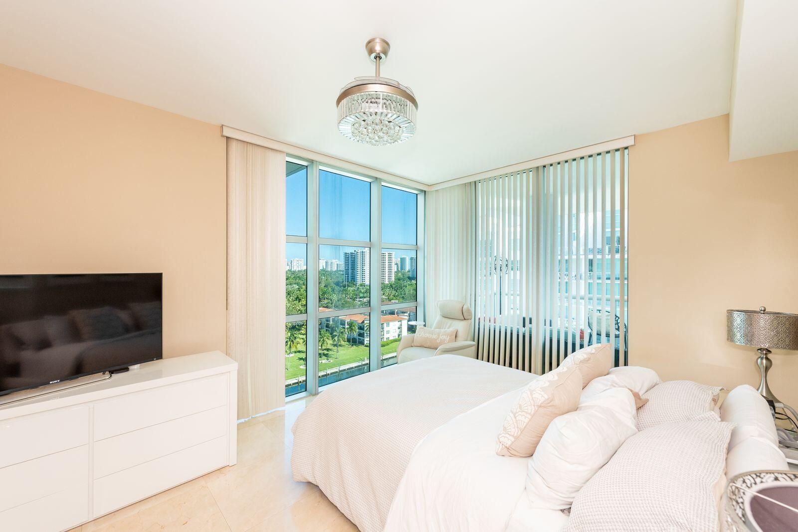 THE ATRIUM AT AVENTURA CO - Residential Lease