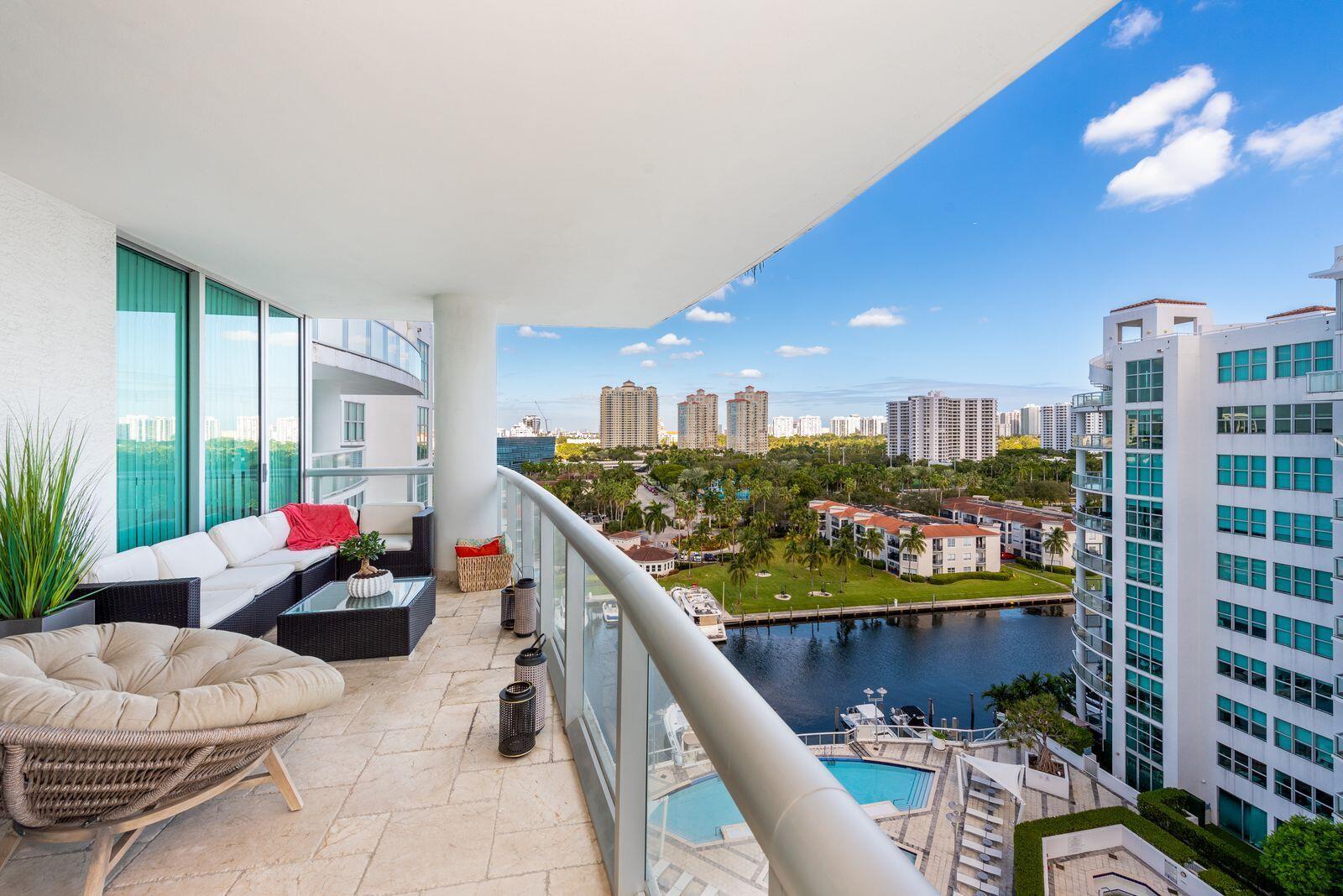 THE ATRIUM AT AVENTURA CO - Residential Lease