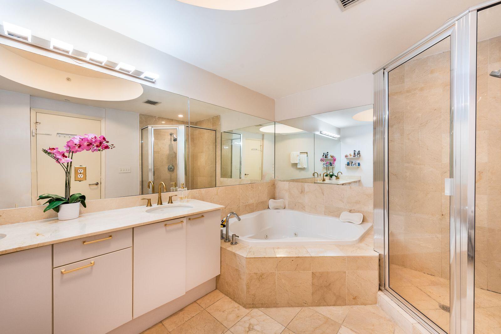 THE ATRIUM AT AVENTURA CO - Residential Lease