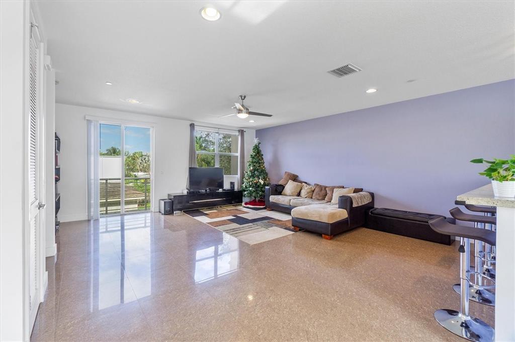 Lakeridge - Residential