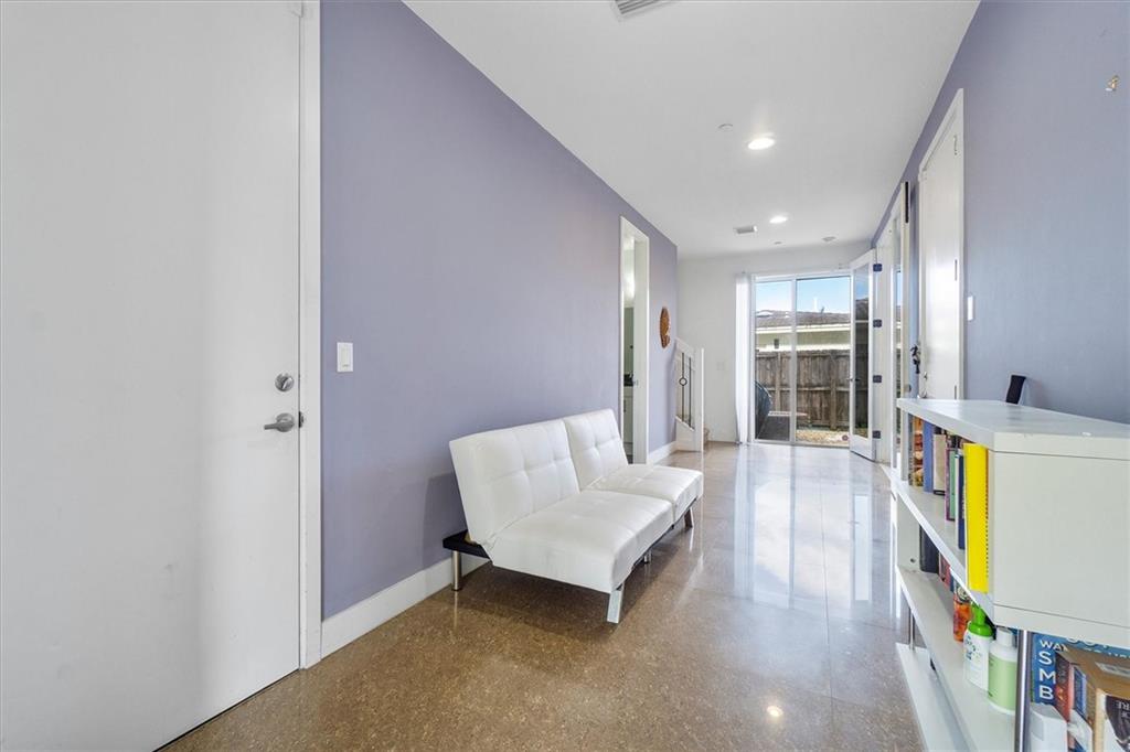 Lakeridge - Residential