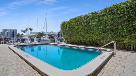 Tiny photo for 3220 Bayview Drive #202, Fort Lauderdale, FL 33306 (MLS # B26052261)
