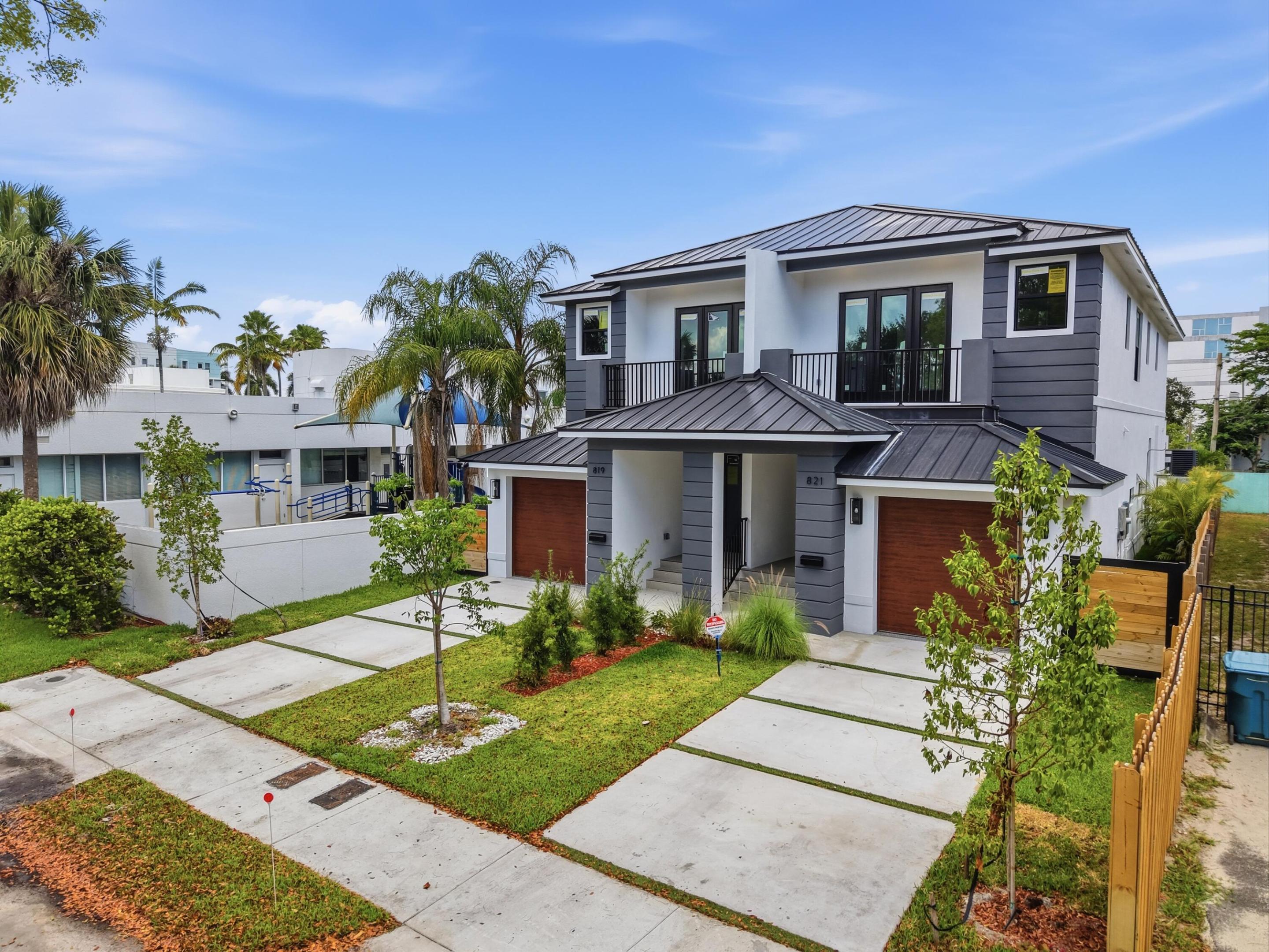 Sailboat Bend - Residential