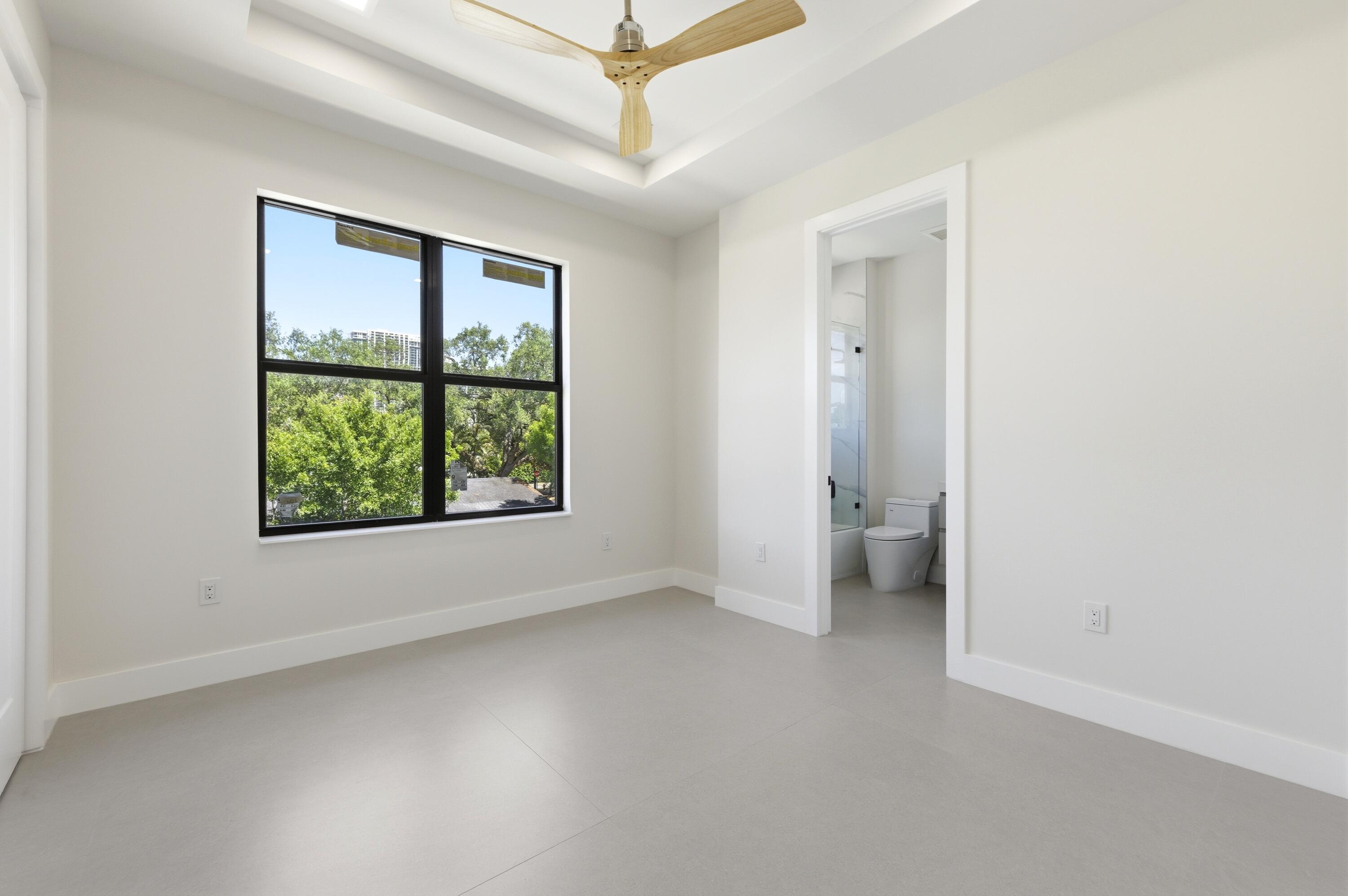 Sailboat Bend - Residential