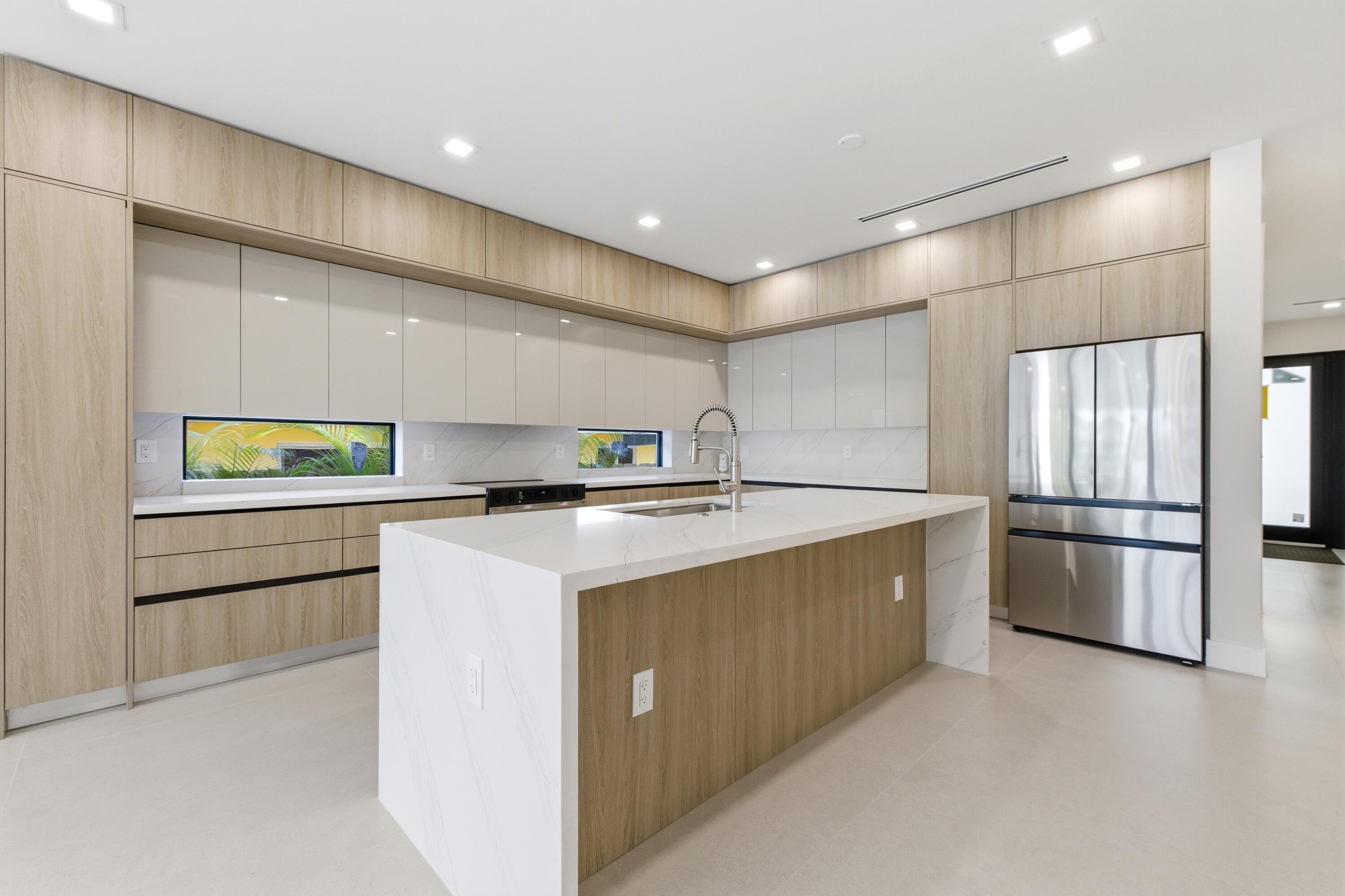 Sailboat Bend - Residential