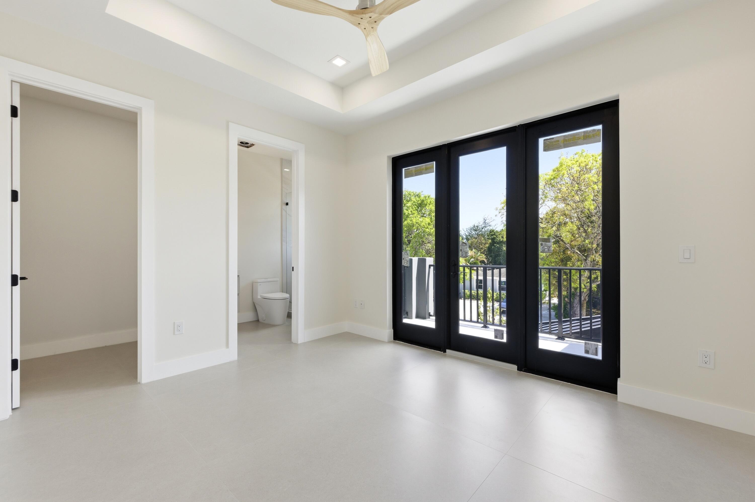 Sailboat Bend - Residential