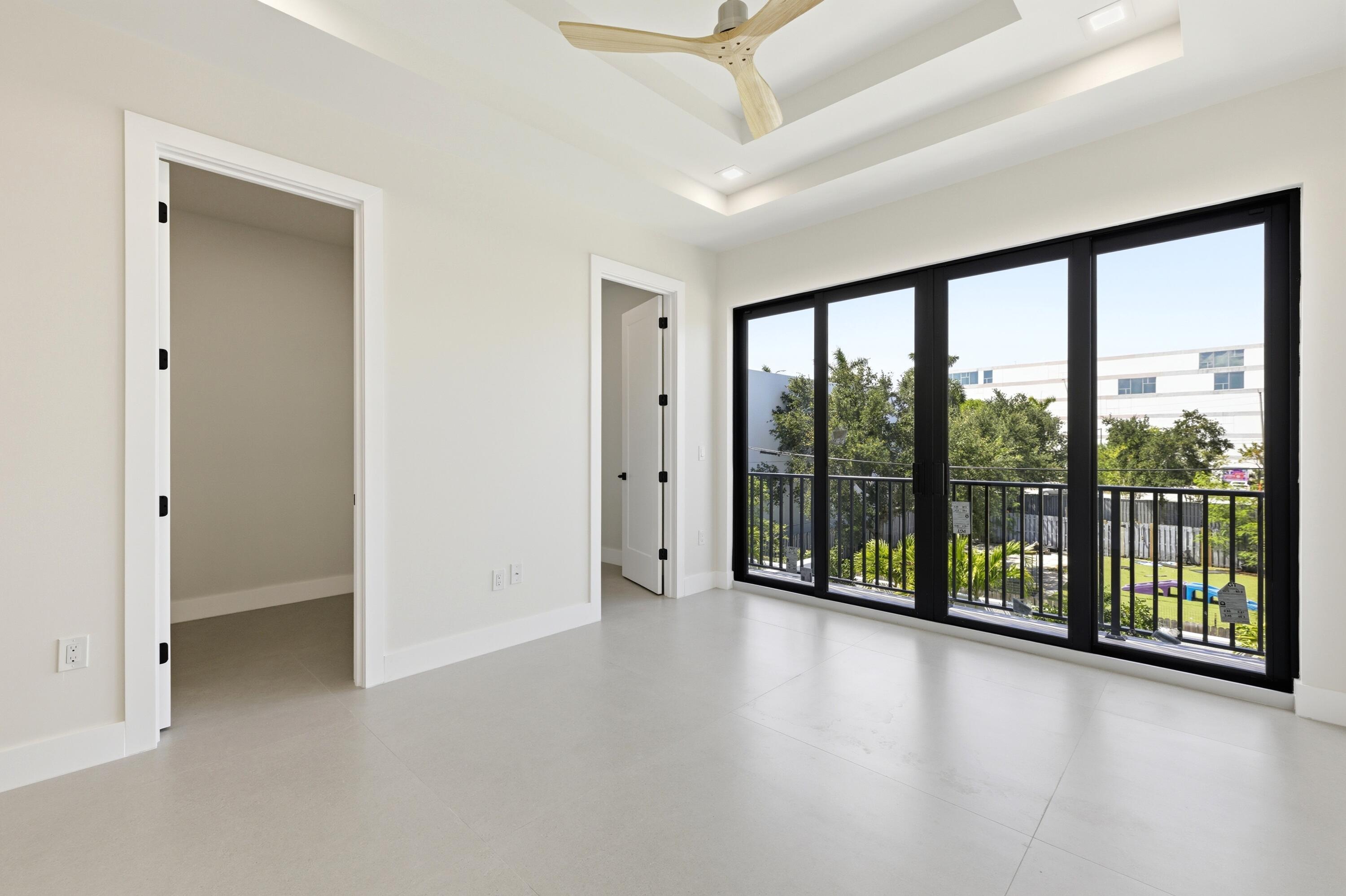 Sailboat Bend - Residential