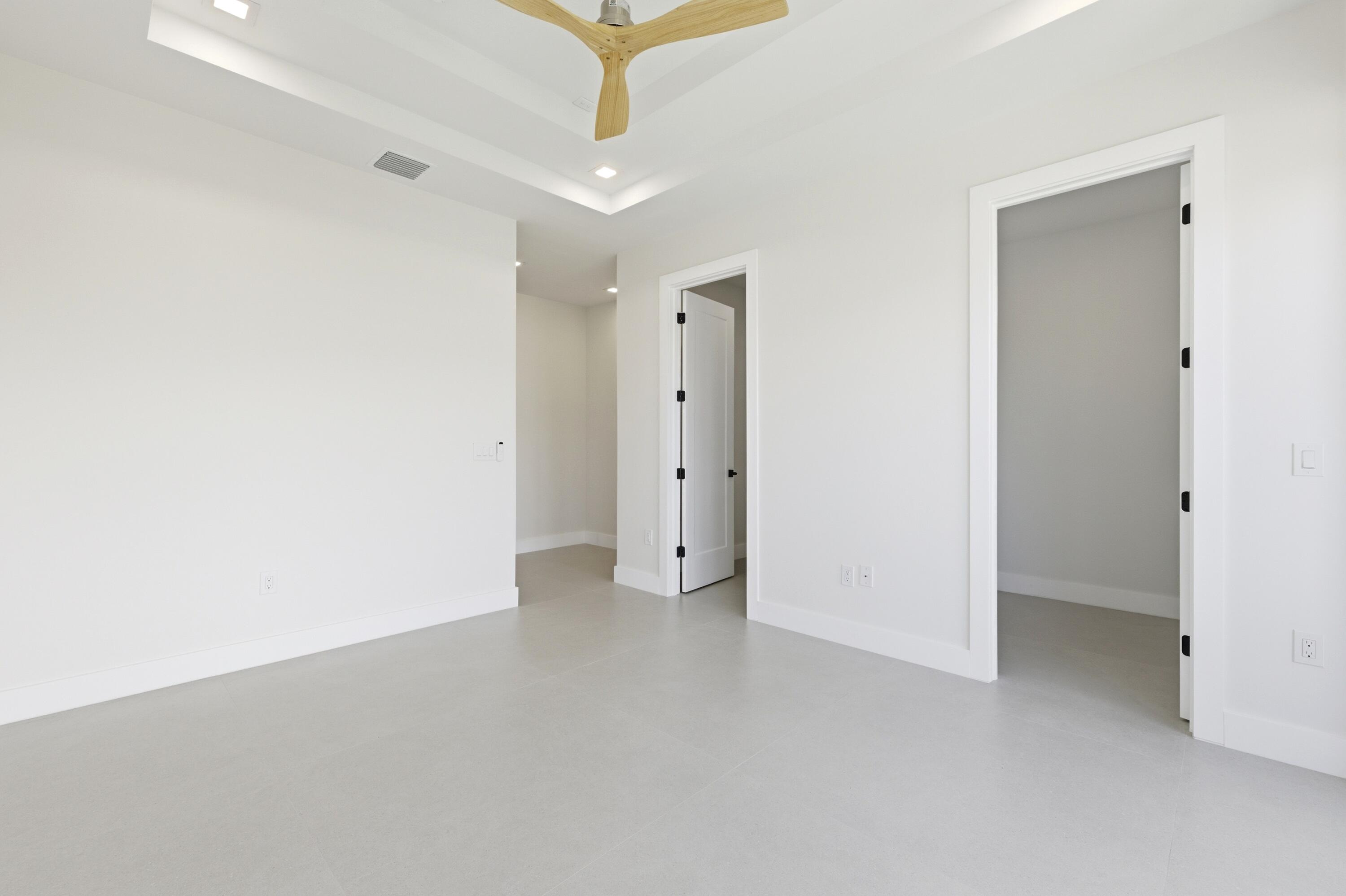 Sailboat Bend - Residential