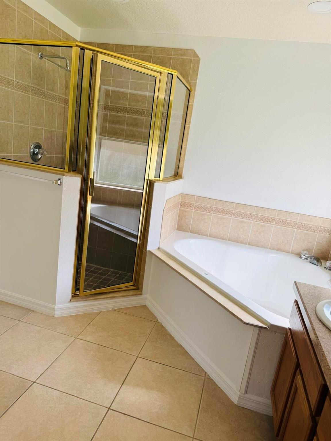 PORT MALABAR UNIT 13 - Residential Lease