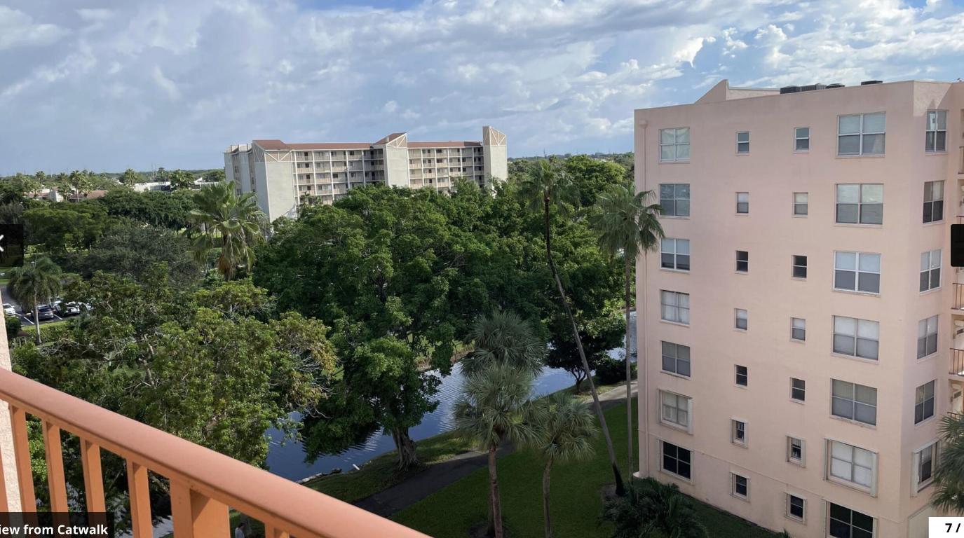 VILLAGES OF ORIOLE BONAIRE - Residential