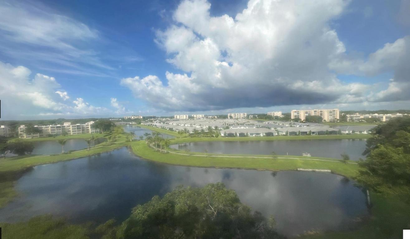 VILLAGES OF ORIOLE BONAIRE - Residential