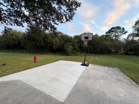 A home in Port St Lucie