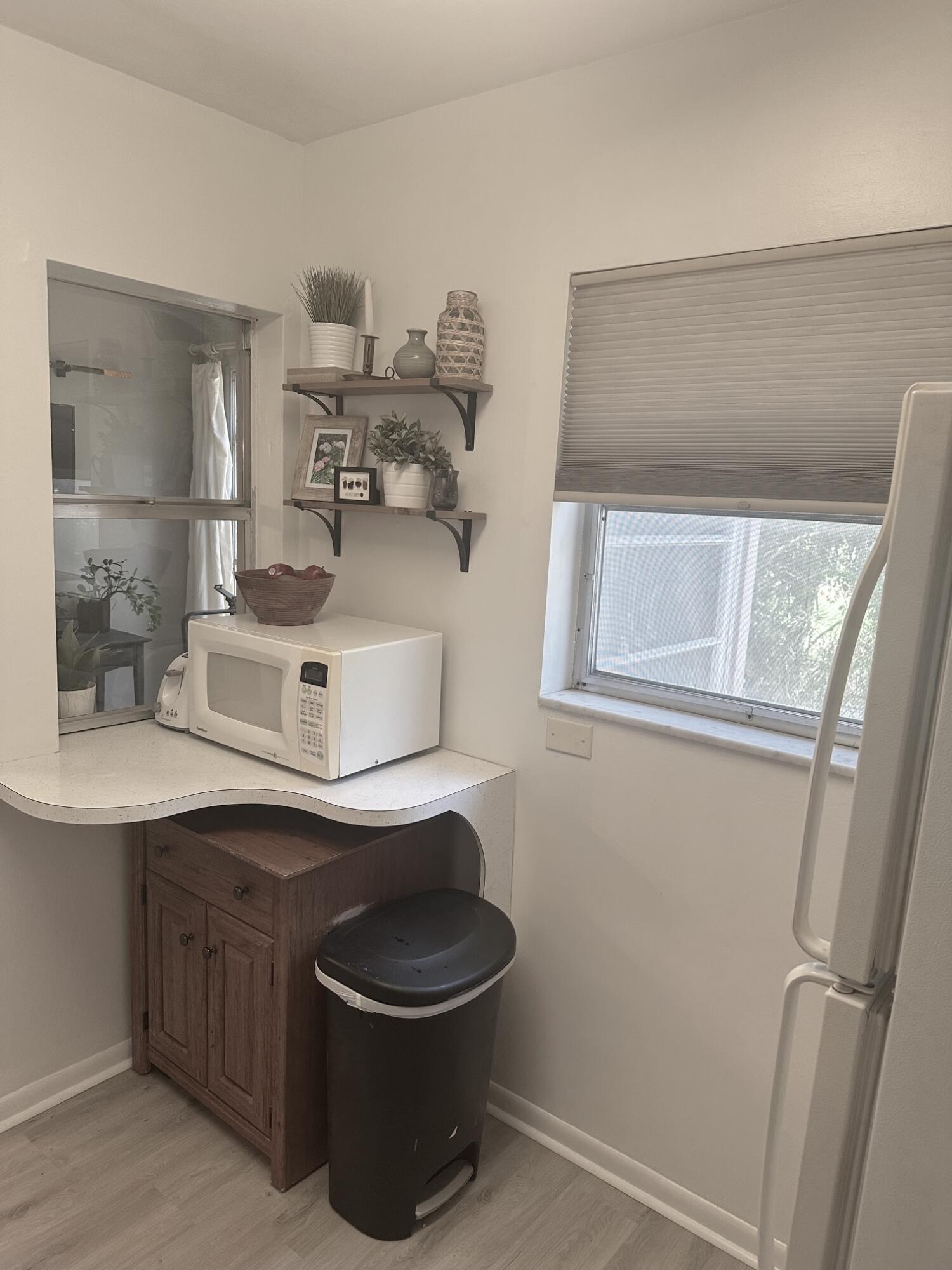 CRYSTAL LAKE 3930 CONDO - Residential