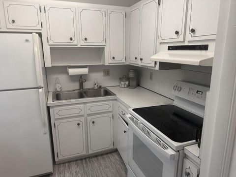 3930 Crystal Lake Drive 206 Deerfield Beach FL 33064