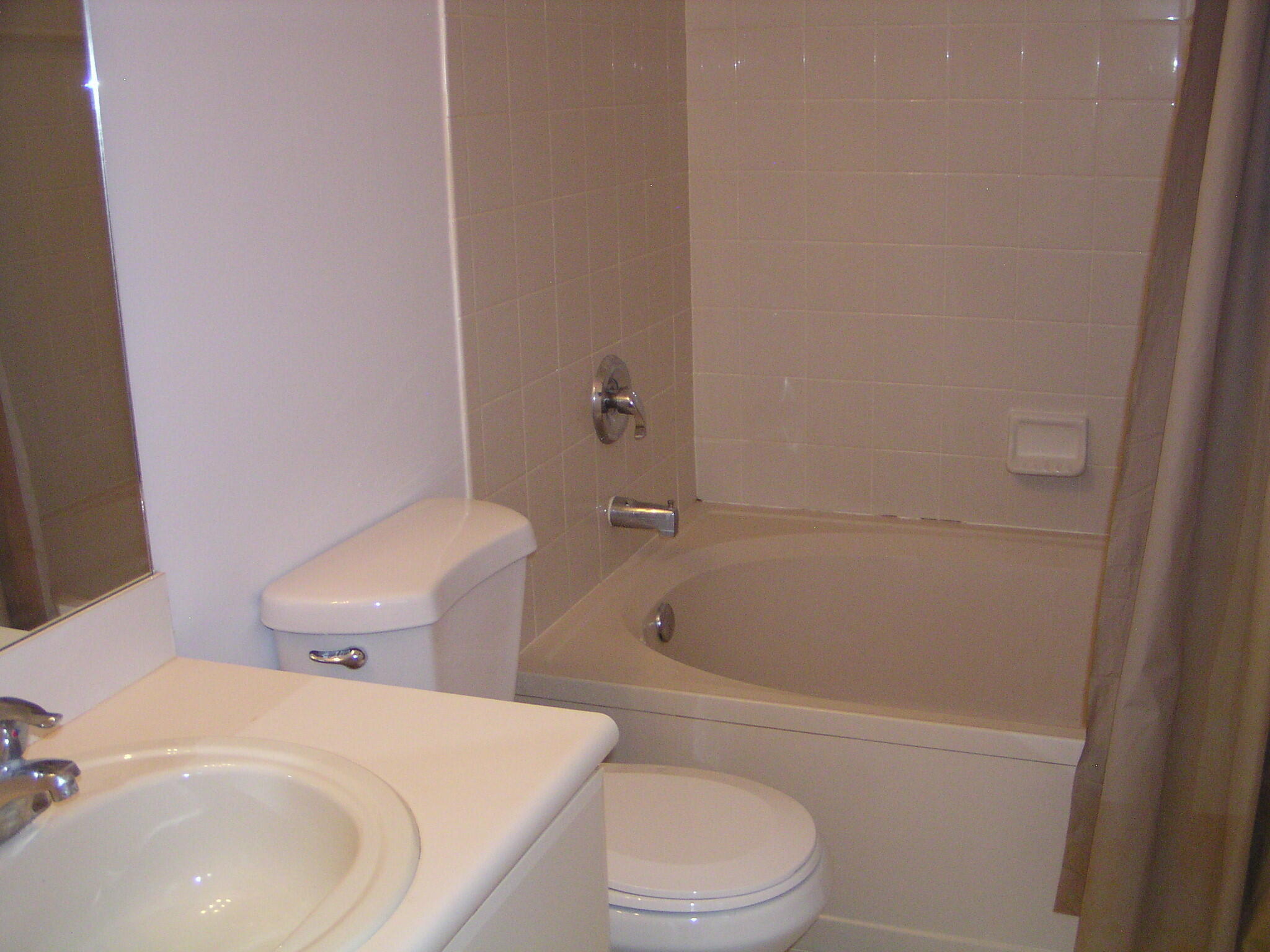 SHOMA COURTYARDS I AT ROYAL PALM CONDOMI - Residential