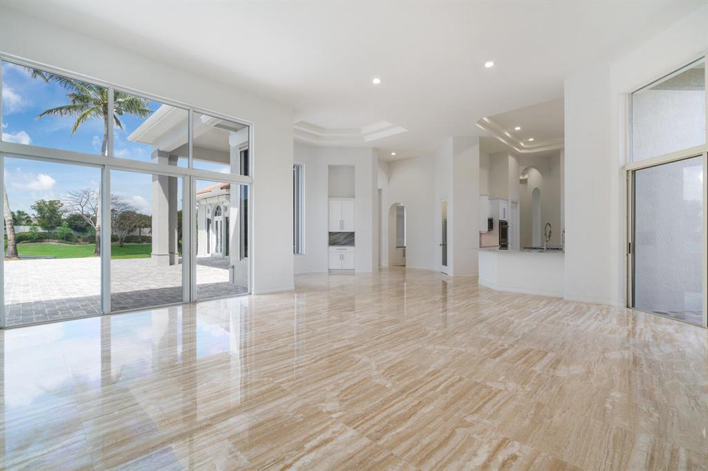 Le Lac - Residential