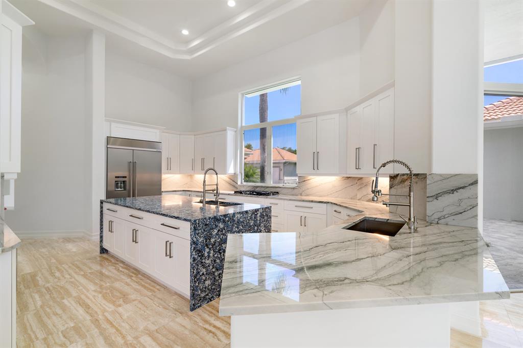 Le Lac - Residential