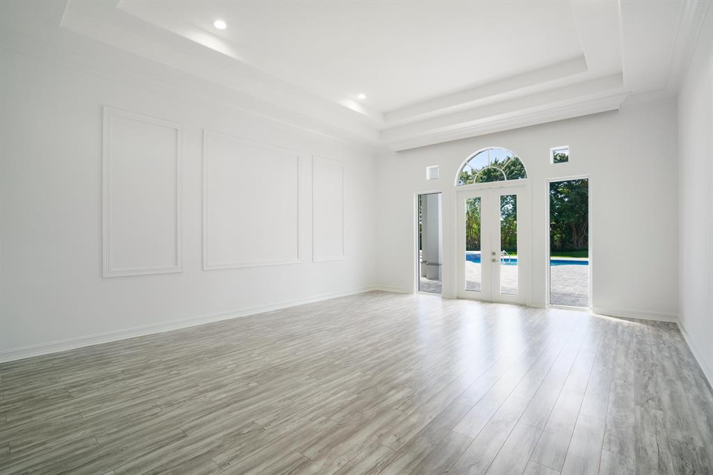 Le Lac - Residential