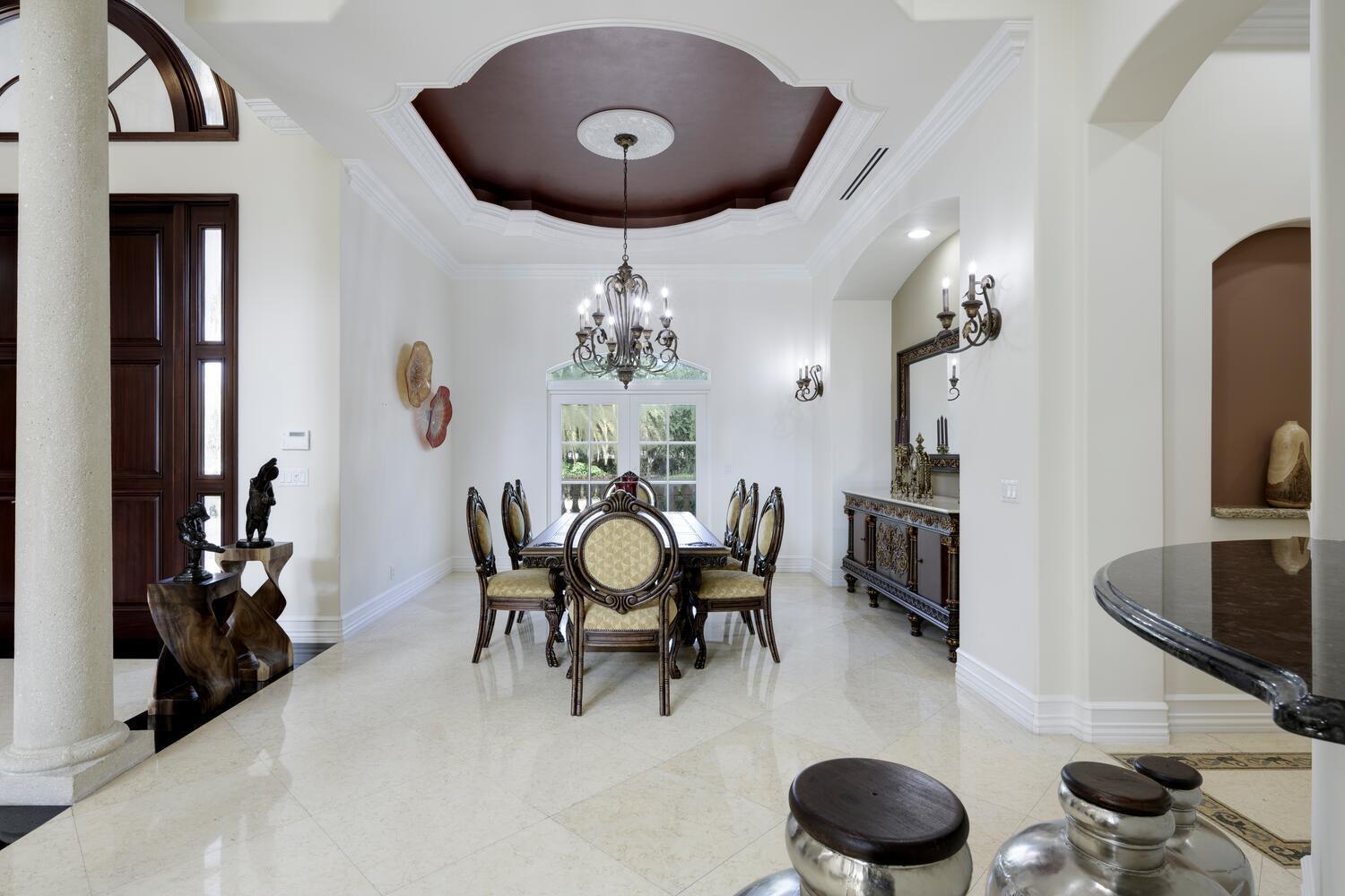 BANYAN LAKES - Residential