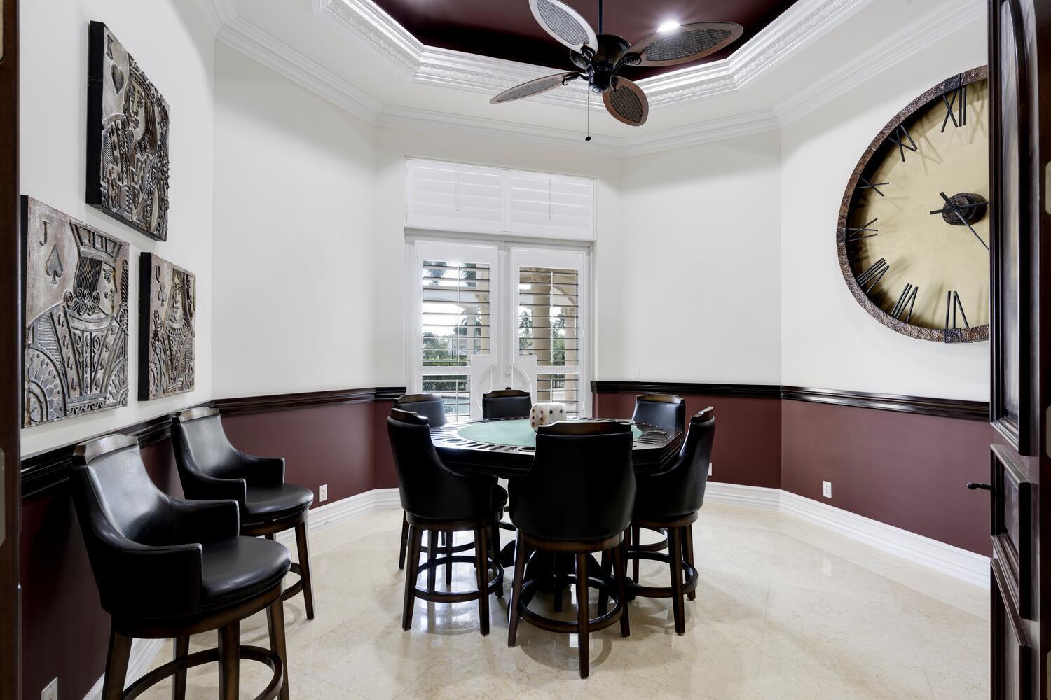 BANYAN LAKES - Residential