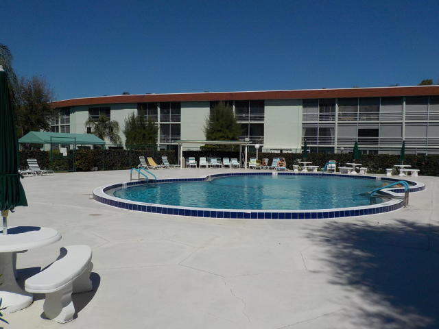 REGAL PALMS MAYFAIR CONDO - Residential Lease