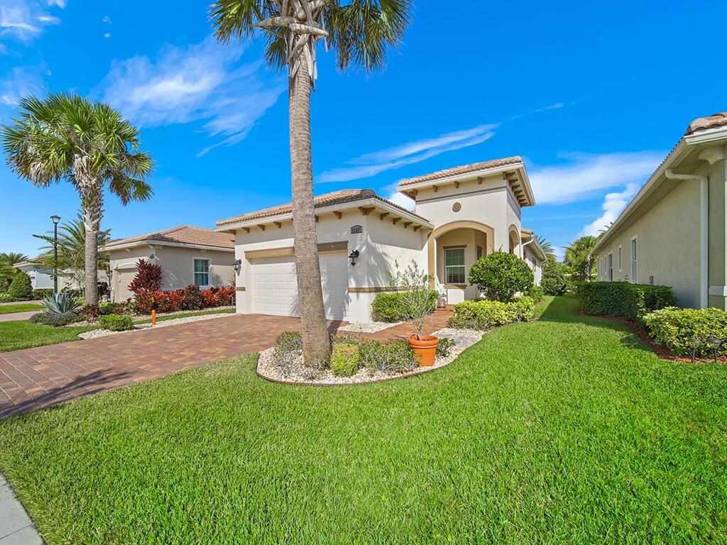 Photo of 11227 SW Visconti Way, Port Saint Lucie, FL 34986 (MLS # R10759938)