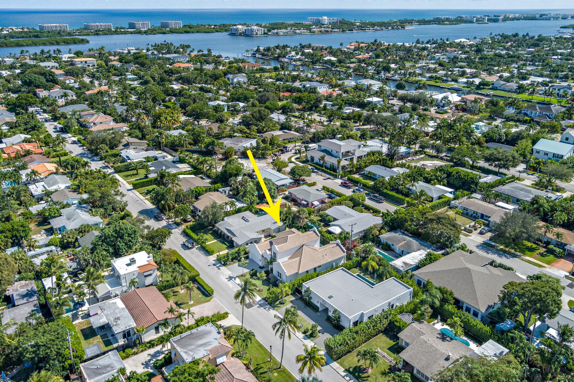 LAKE PLACE IN - Residential