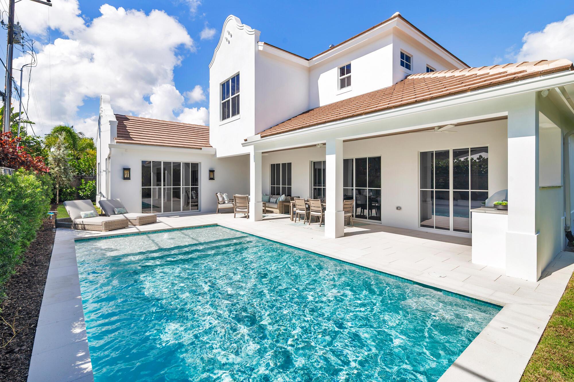 LAKE PLACE IN - Residential