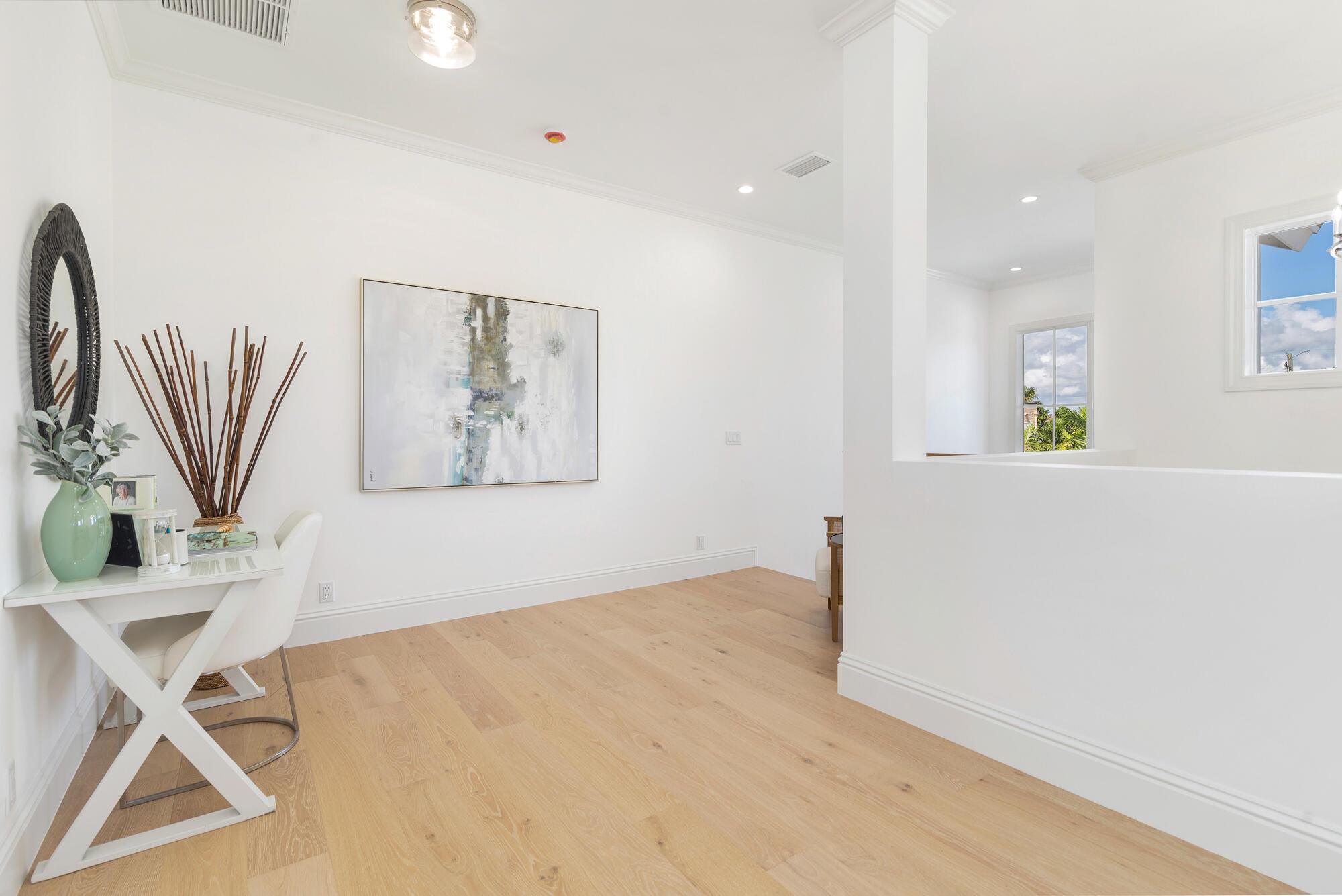 LAKE PLACE IN - Residential