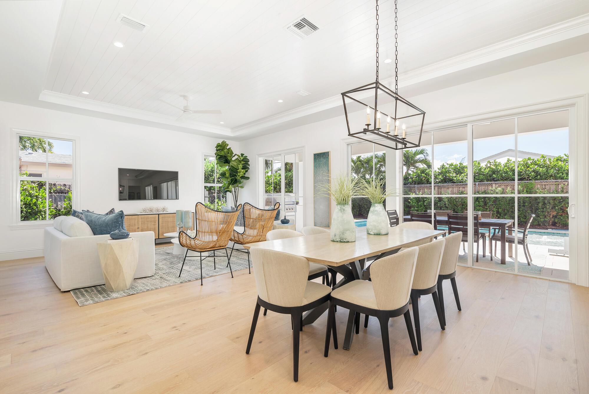 LAKE PLACE IN - Residential