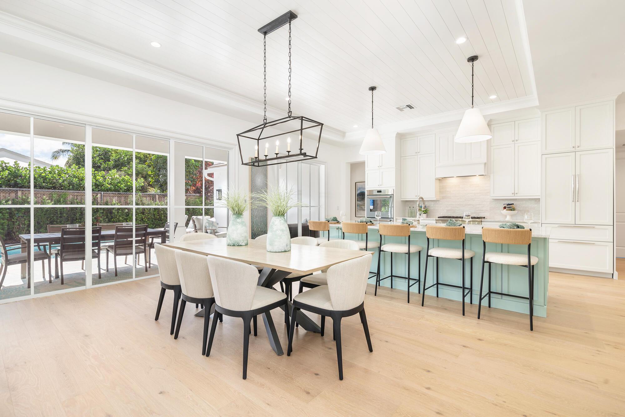 LAKE PLACE IN - Residential