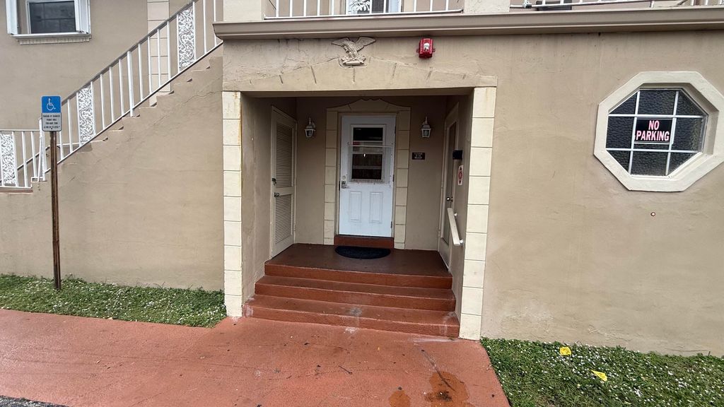 Photo of 475 SE 8th Street #115, Deerfield Beach, FL 33441 (MLS # R11159232)