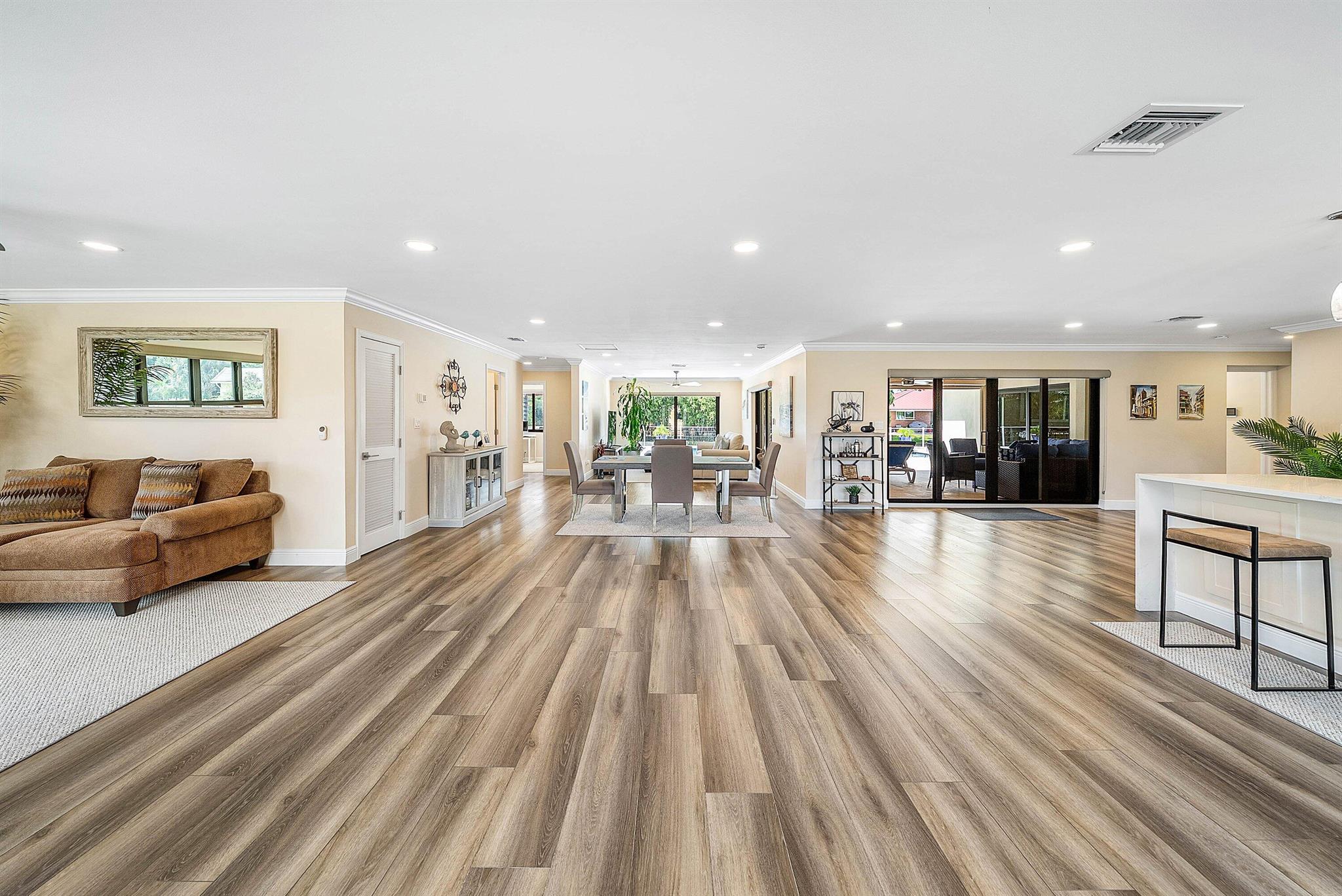 ISLAND ESTS ADD 1 IN - Residential