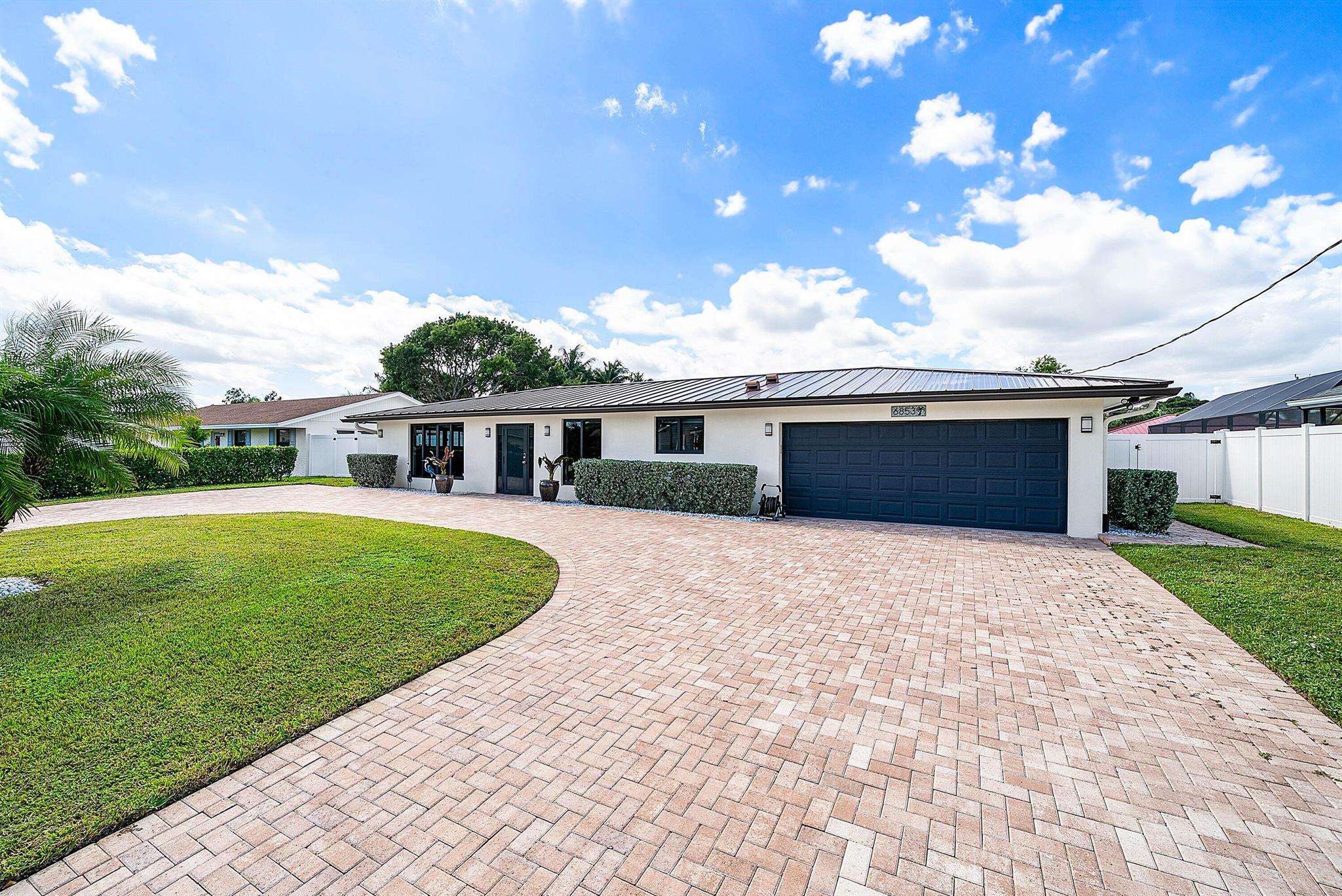 ISLAND ESTS ADD 1 IN - Residential