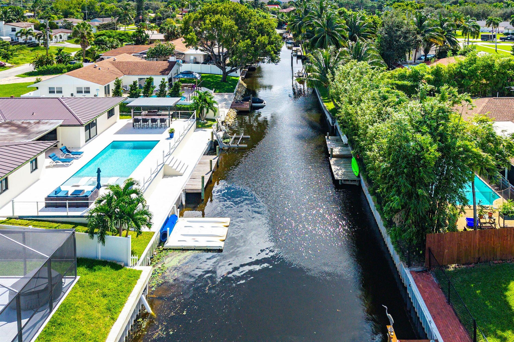 ISLAND ESTS ADD 1 IN - Residential