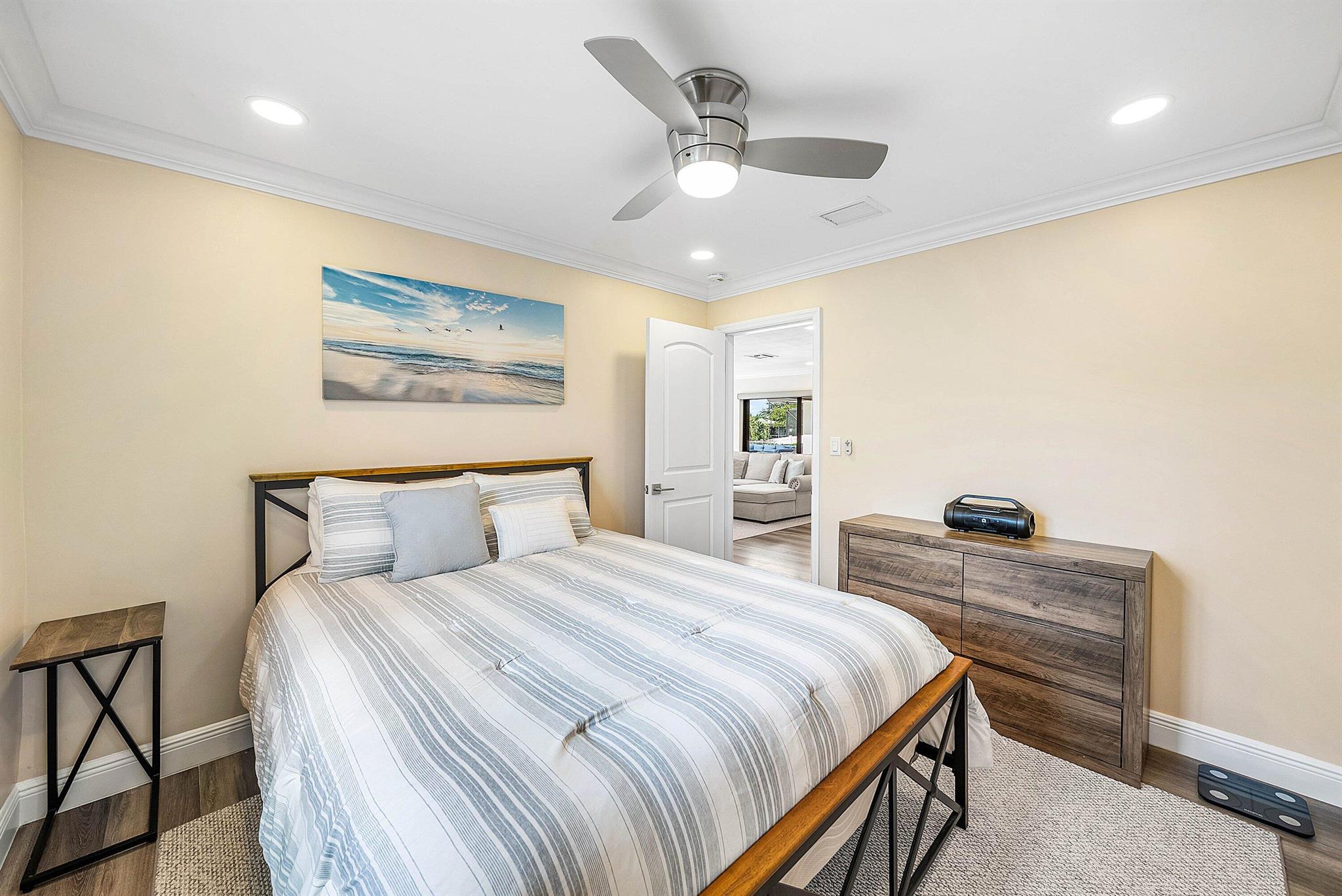 ISLAND ESTS ADD 1 IN - Residential