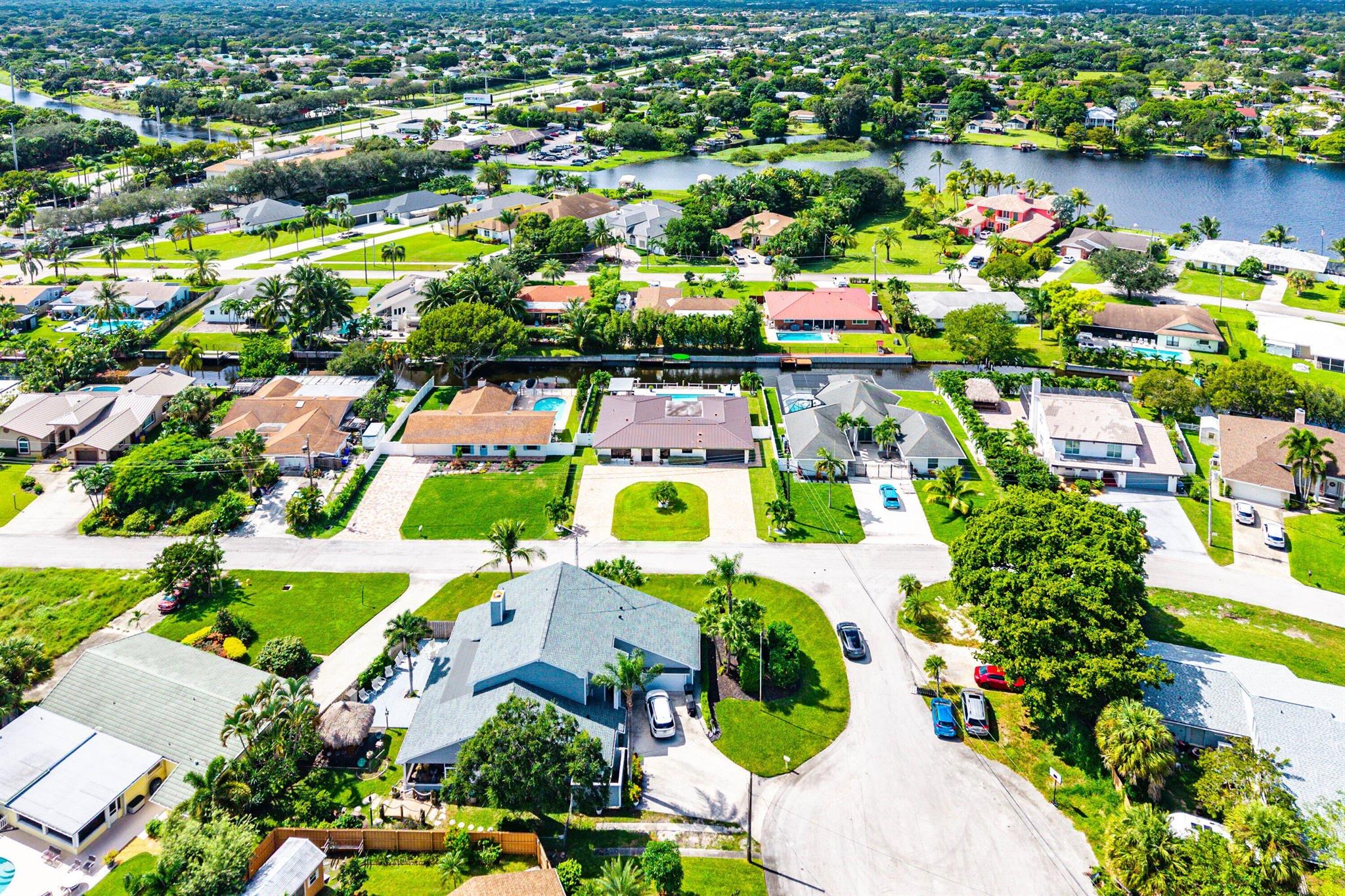 ISLAND ESTS ADD 1 IN - Residential