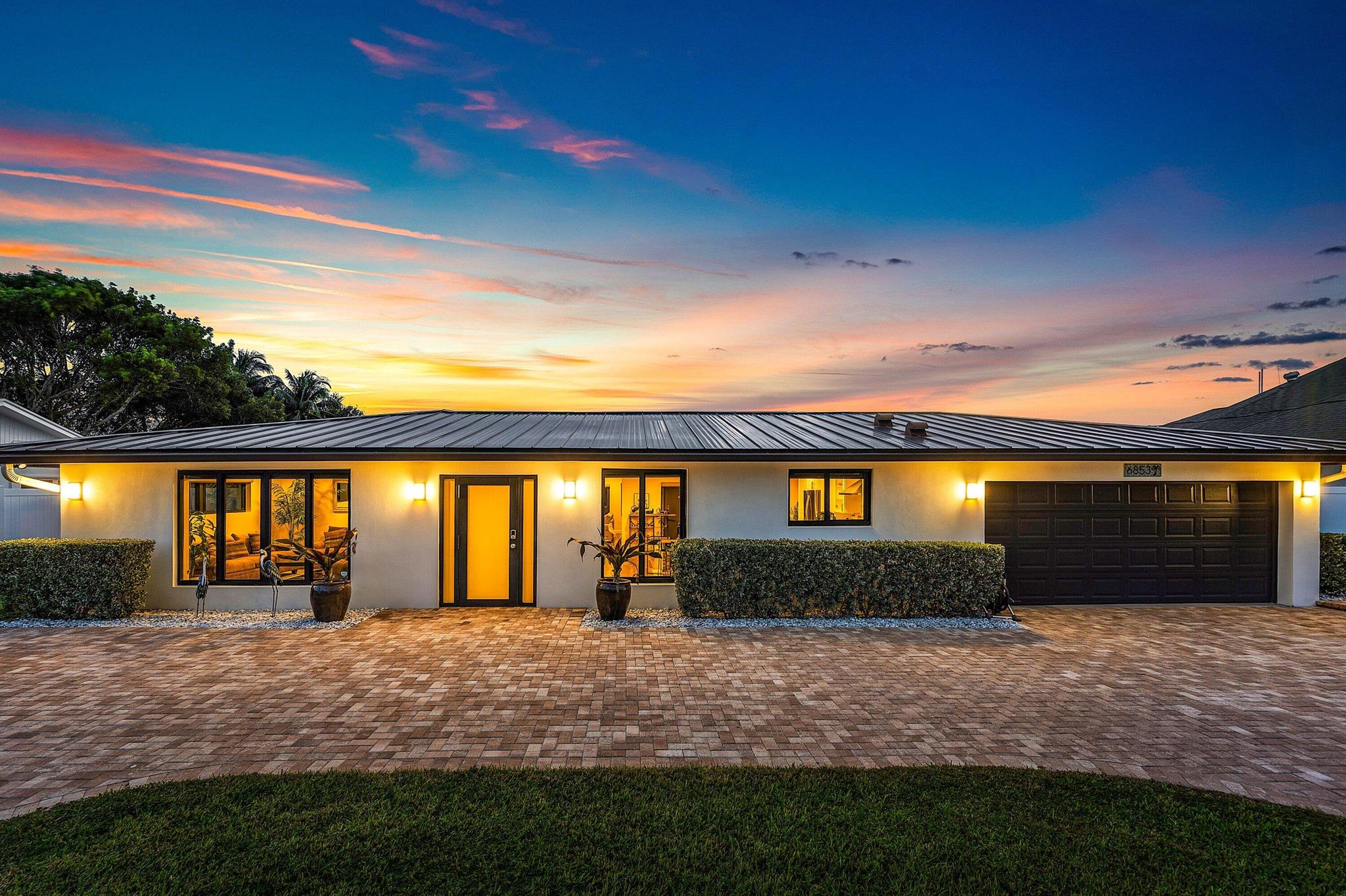 ISLAND ESTS ADD 1 IN - Residential