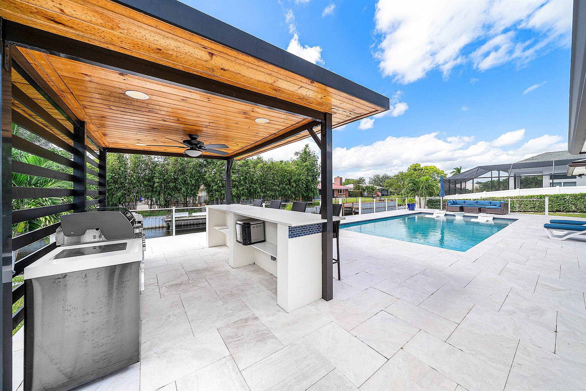 ISLAND ESTS ADD 1 IN - Residential
