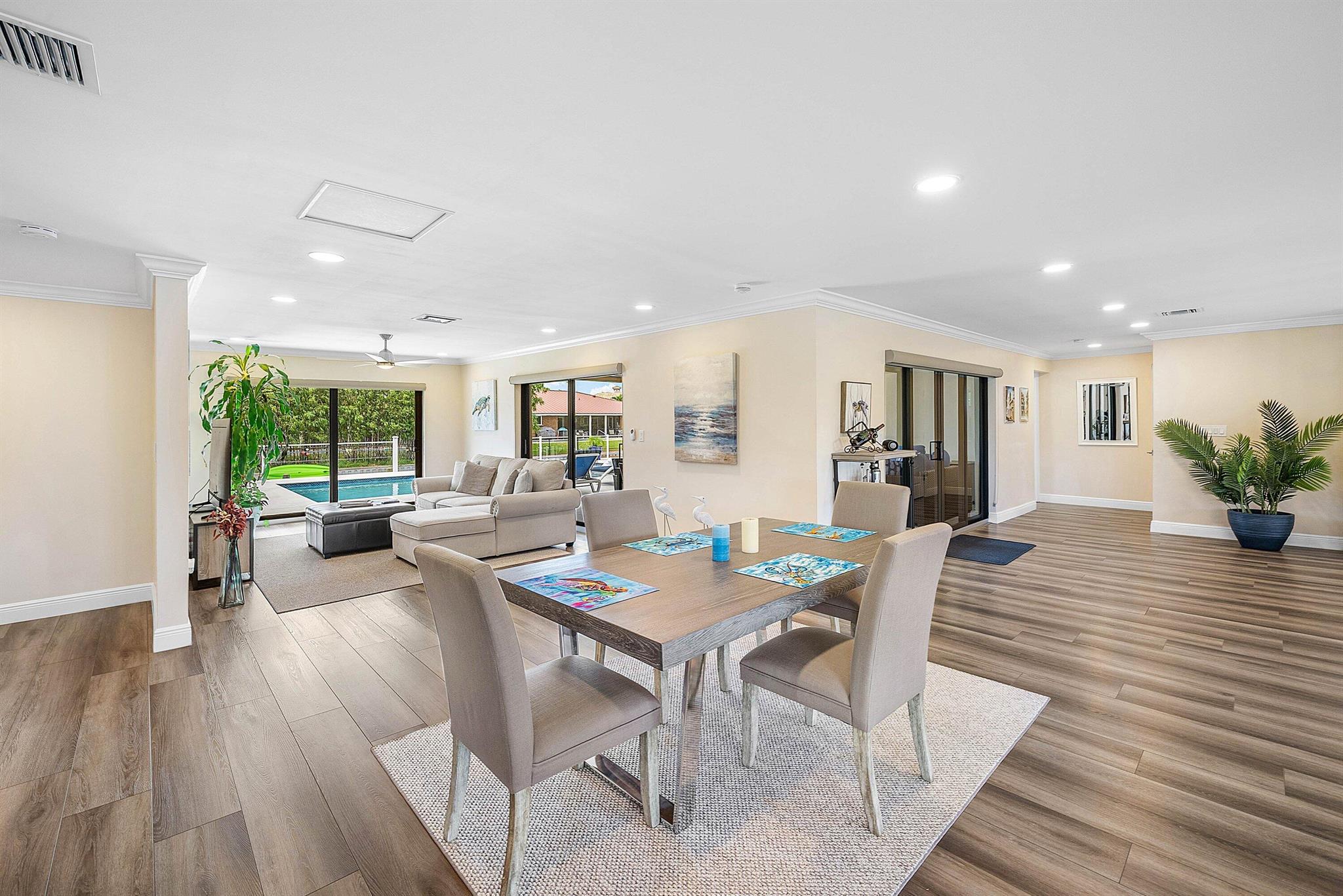 ISLAND ESTS ADD 1 IN - Residential