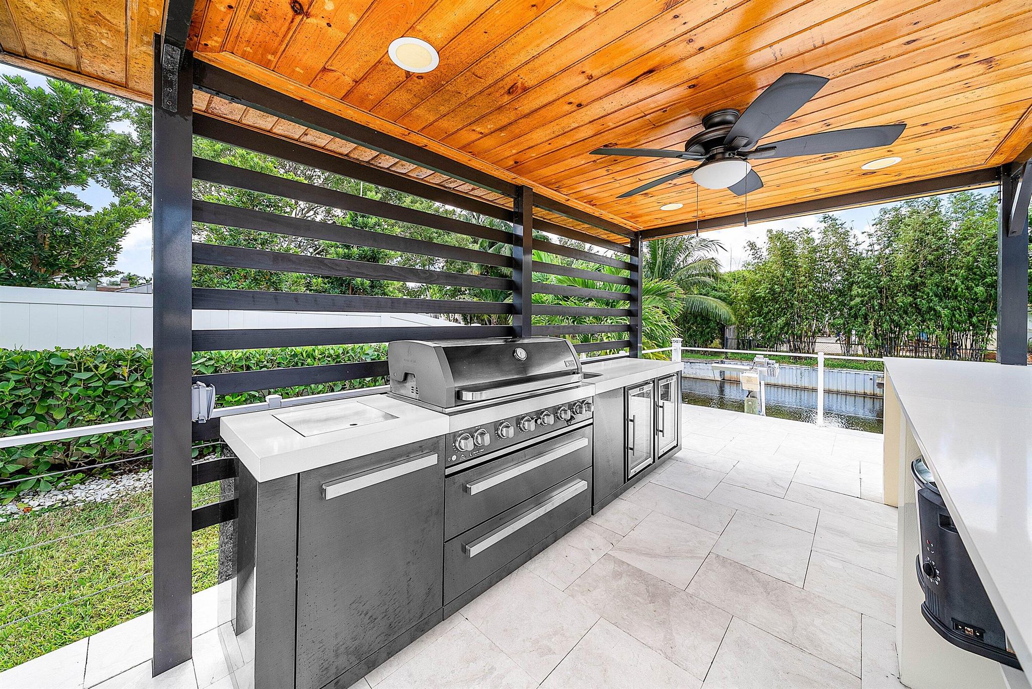 ISLAND ESTS ADD 1 IN - Residential
